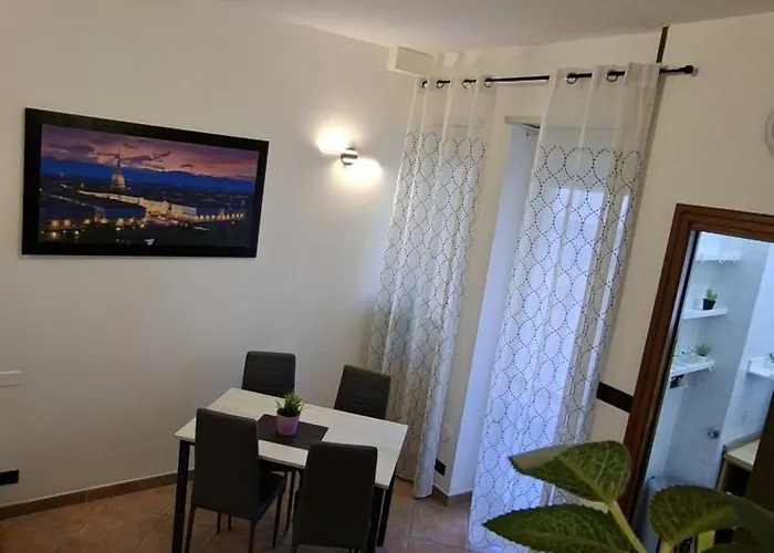 Intero Vicino Juventus Stadium *